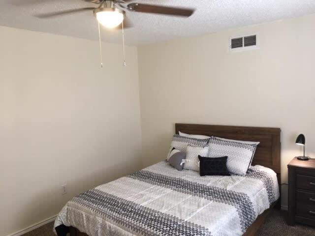 Quiet Townhouse Close To Fort Sill! Lawton Exteriör bild